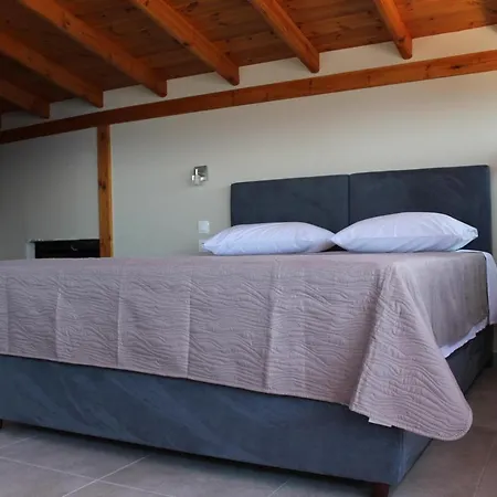 Aparthotel Nikos *