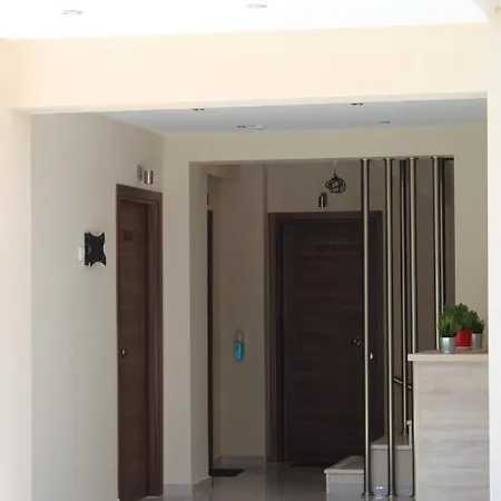 Nikos Hotel de apartamente Neos Marmaras