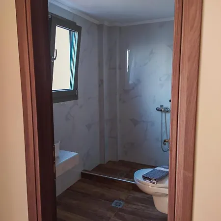 Hotel de apartamente Nikos Neos Marmaras