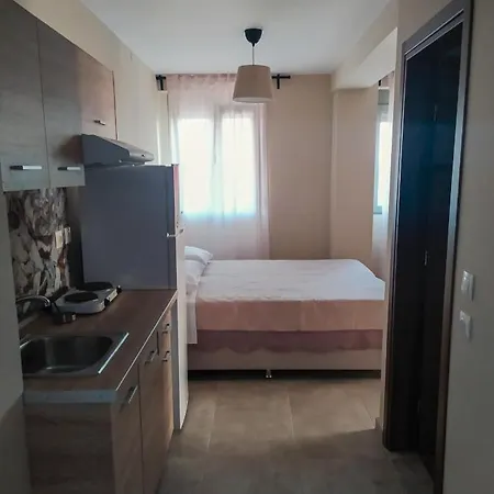 Nikos Hotel de apartamente