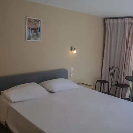 Nikos Hotel de apartamente *