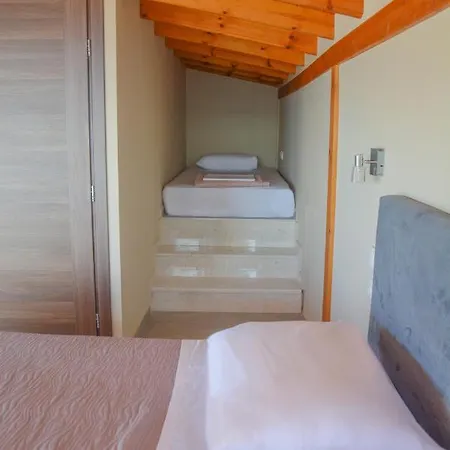 Nikos Hotel de apartamente *