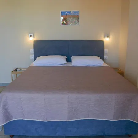 Nikos Hotel de apartamente Neos Marmaras